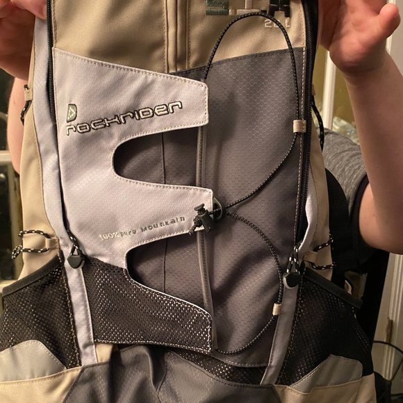 hydration backpack - Picture 2 of 2